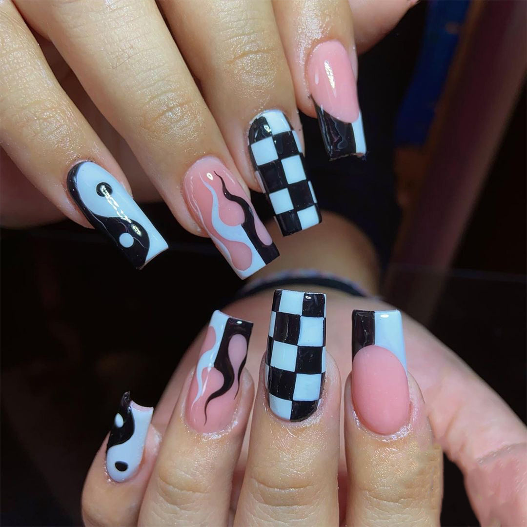 Artificial nail art with modern graphic design Kalsten
