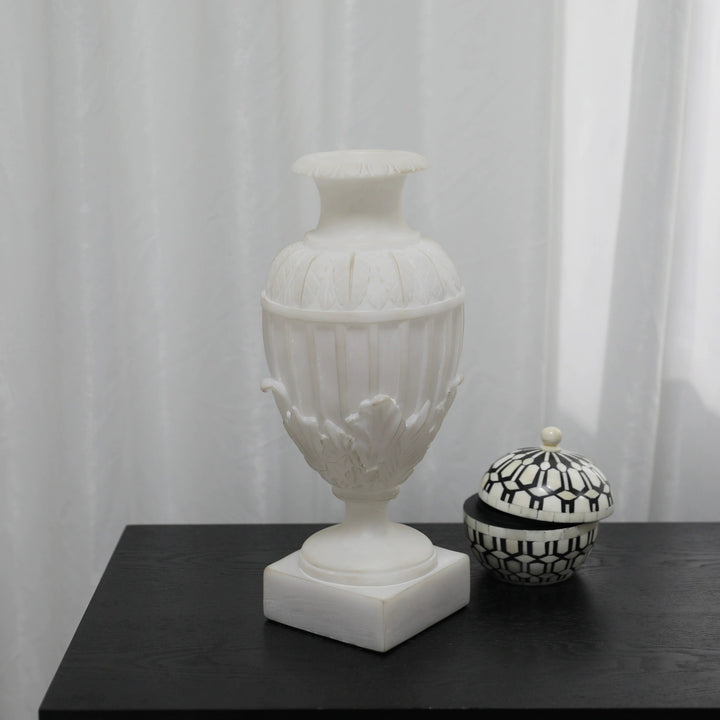 Elegant Decorative Art Vase