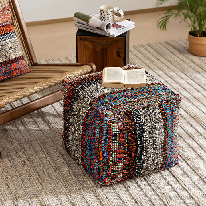 Round woven seat pouf made of durable cotton mix with practical carrying handle Kalsten