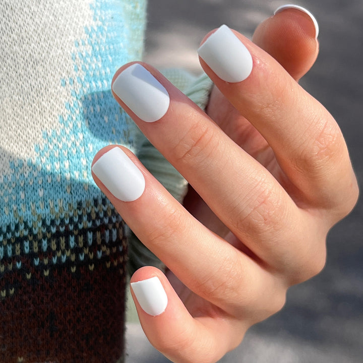 Matt lacquered nail art Kalsten