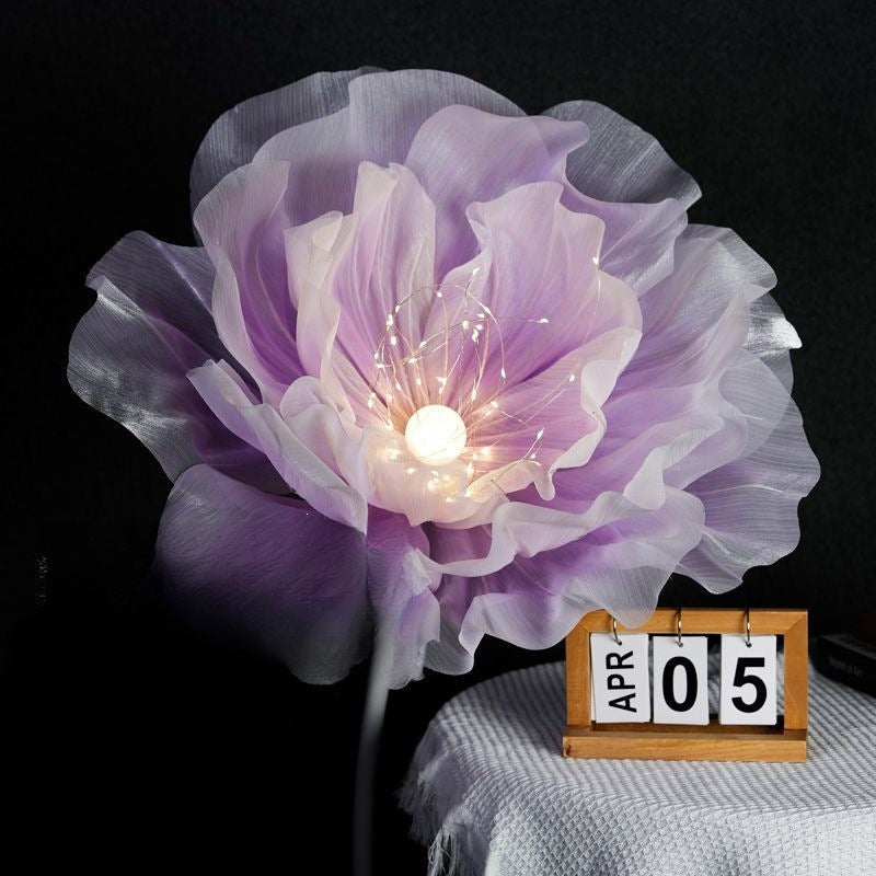 Decorative LED Flower Lamp