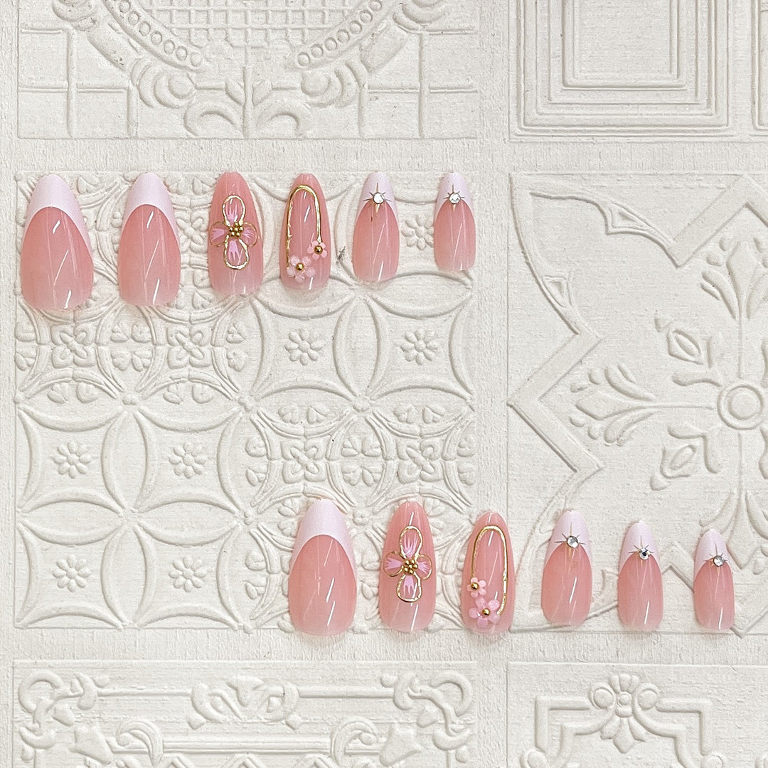 Elegant Press-On Nail Art Set with Floral Accents Kalsten