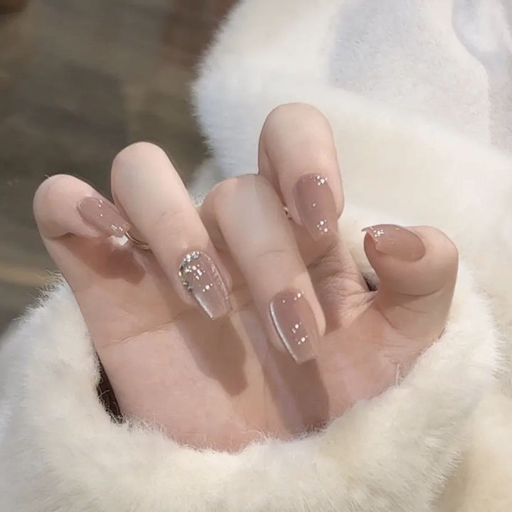 Elegant Press-On Nail Set with Rhinestone Accents Kalsten