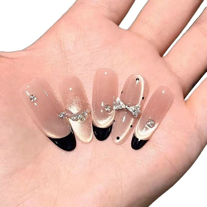 Glamorous Press-On Nail Art Kalsten