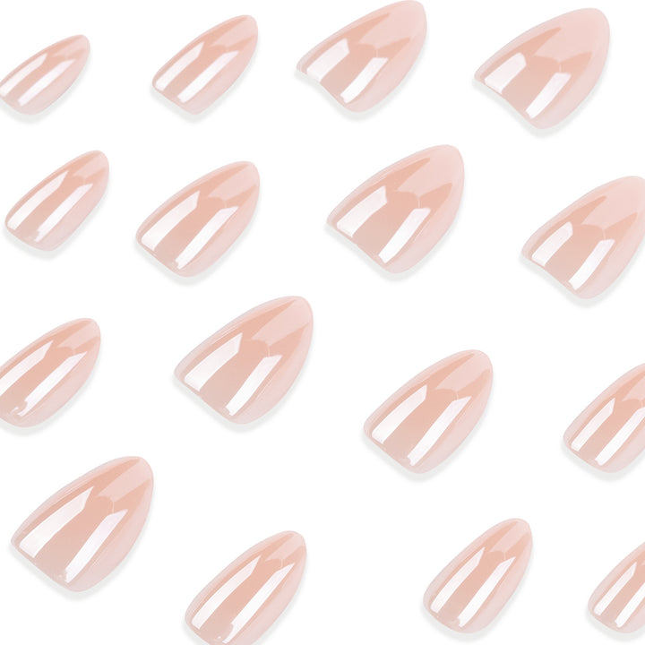Nail extensions with elegant gloss finish Kalsten