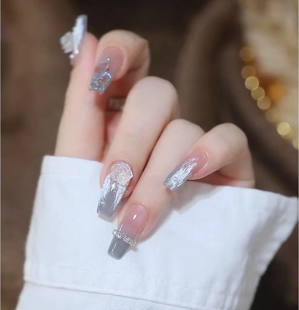 Exquisite and creative nail art Kalsten
