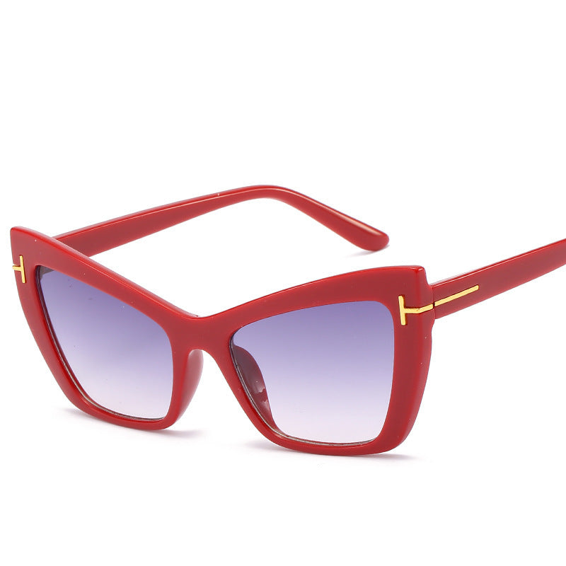 Cat-Eye Frame Sunglasses with Gradient Lenses Kalsten
