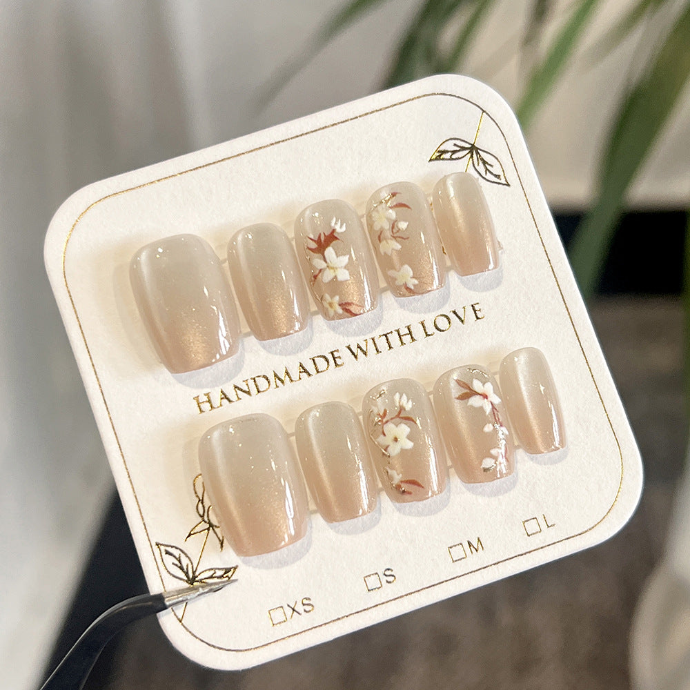 Artificial Nail Art with Timeless Floral Design Kalsten