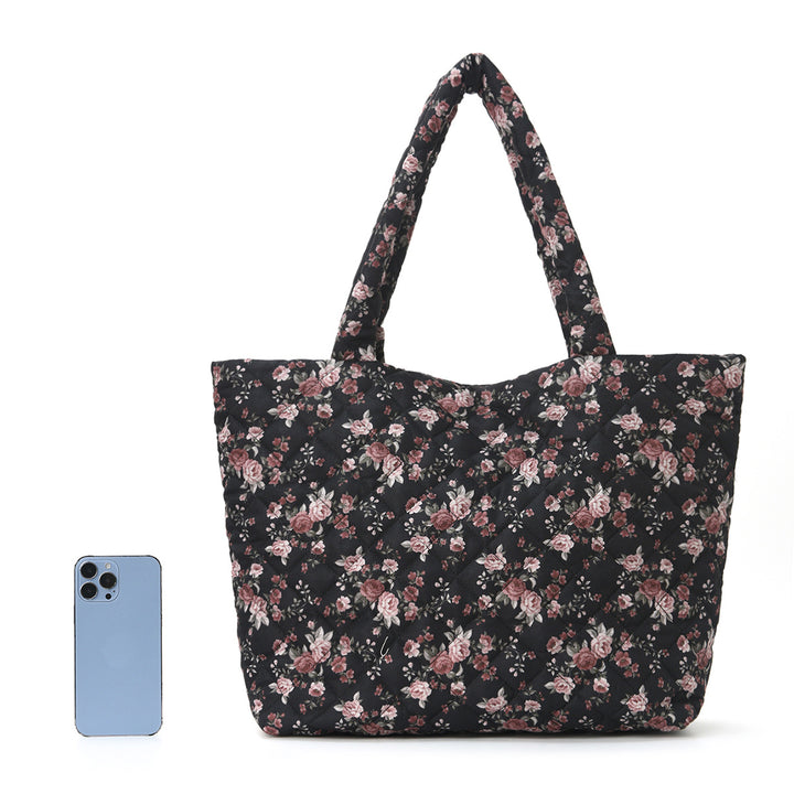 Trendy shopping bag with cute bear and strawberry design Kalsten