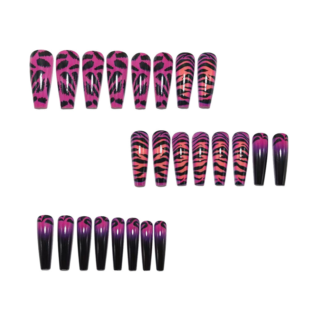 Long Artificial Nails in Trendy Tiger Pattern Kalsten