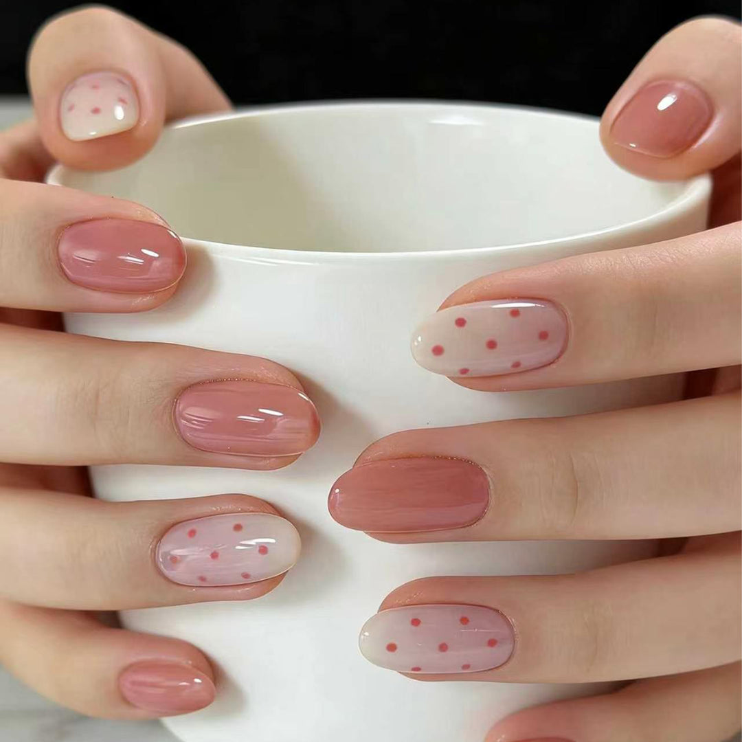 Artistic Nail Art with Delicate Dots and Gradient Kalsten