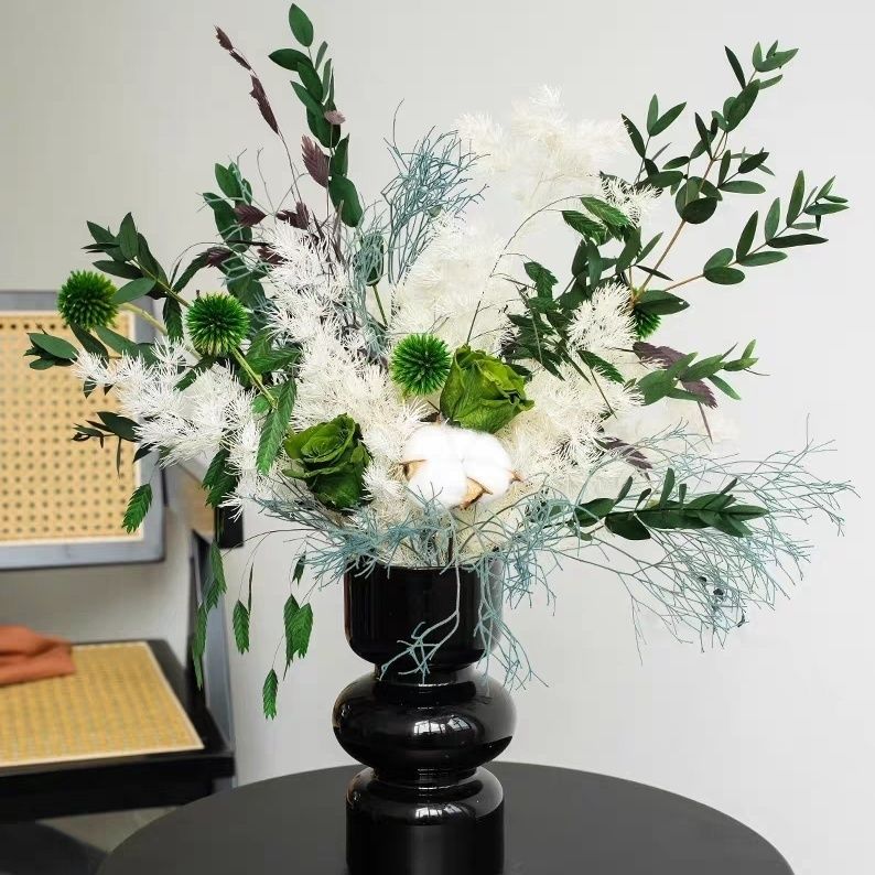 Elegant Exquisite Floral Arrangement