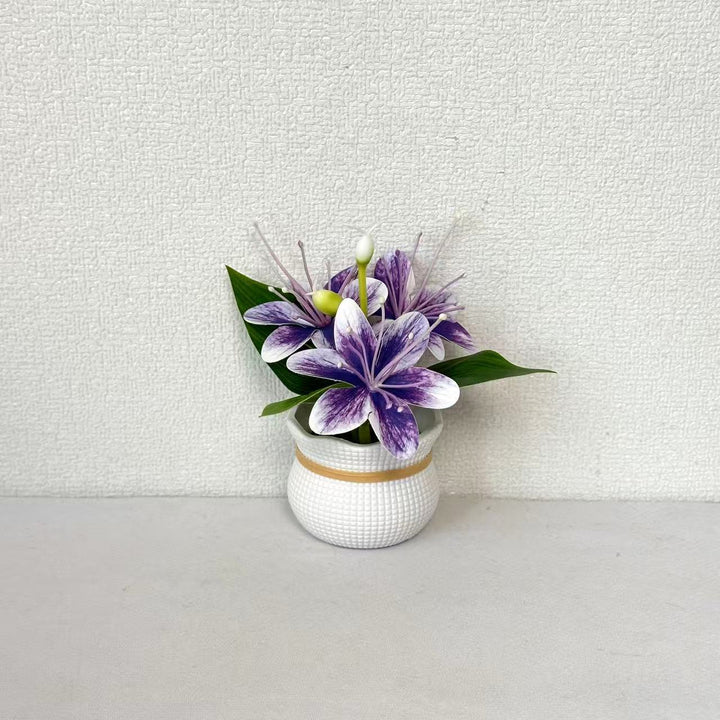 Artificial Floral Arrangement for Decorative Home Display