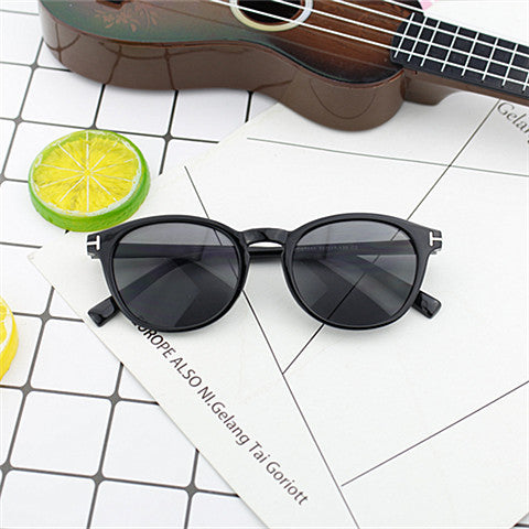 Women's fashionable round sunglasses with elegant plastic frame Kalsten