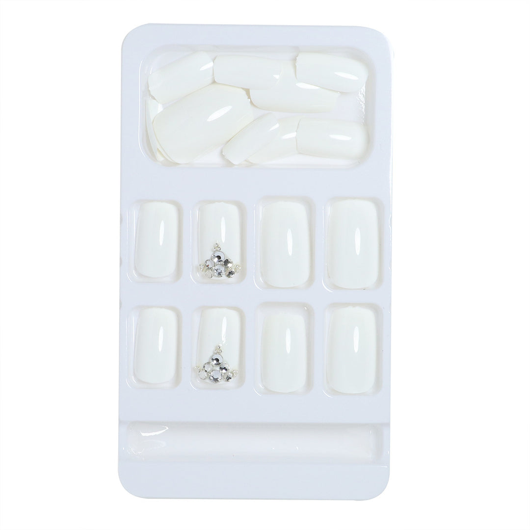 Luxury Press-On Nail Design with Rhinestone Accents Kalsten