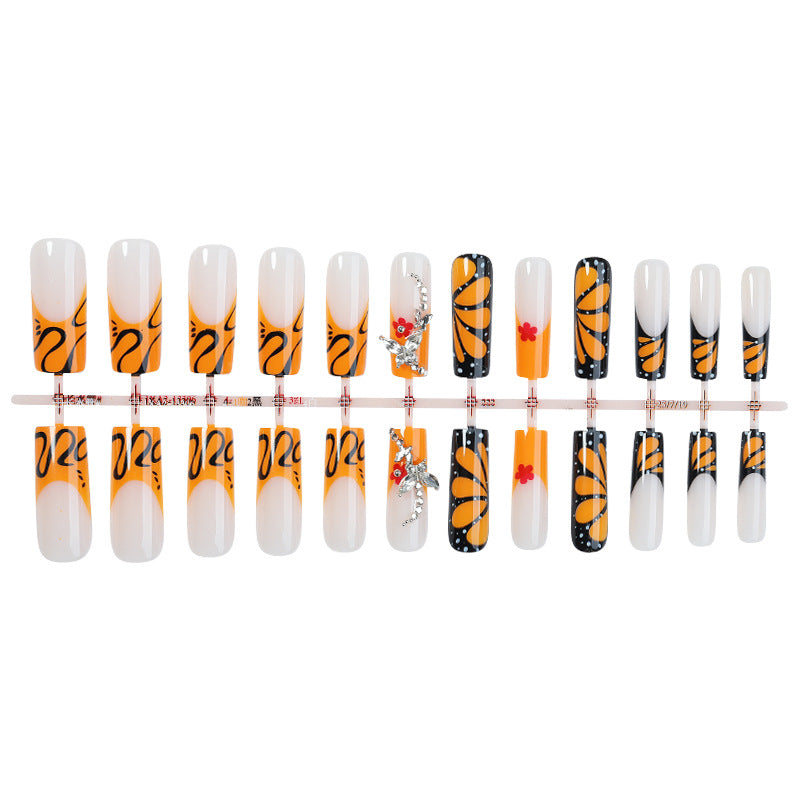 Creative nail set with shimmering floral and geometric designs Kalsten