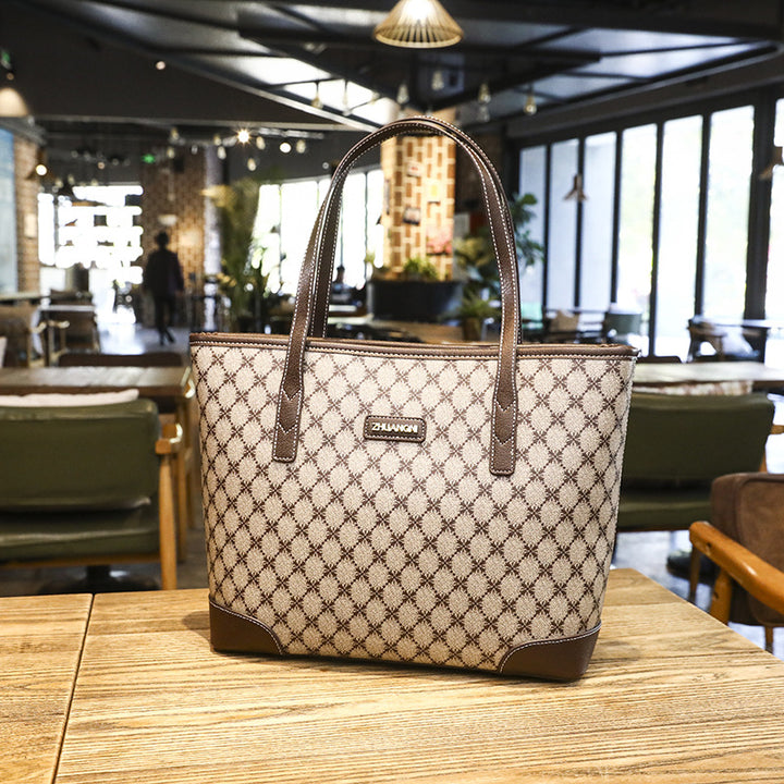 Elegant Patterned Handheld Tote Bag