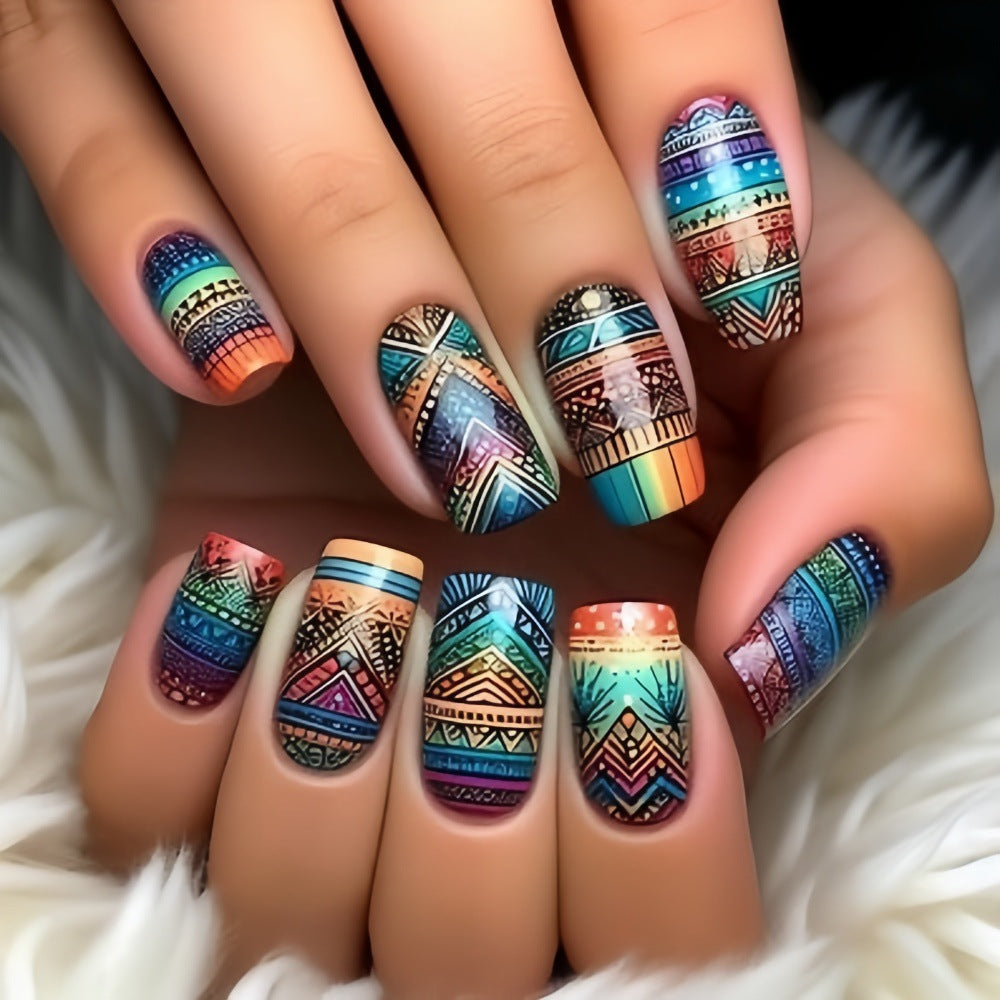 Creative Art Nails in Ethno Design Kalsten