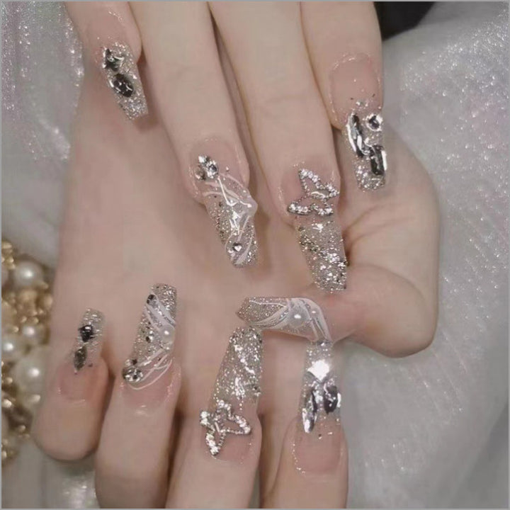 Artful nail designs with cat motif Kalsten