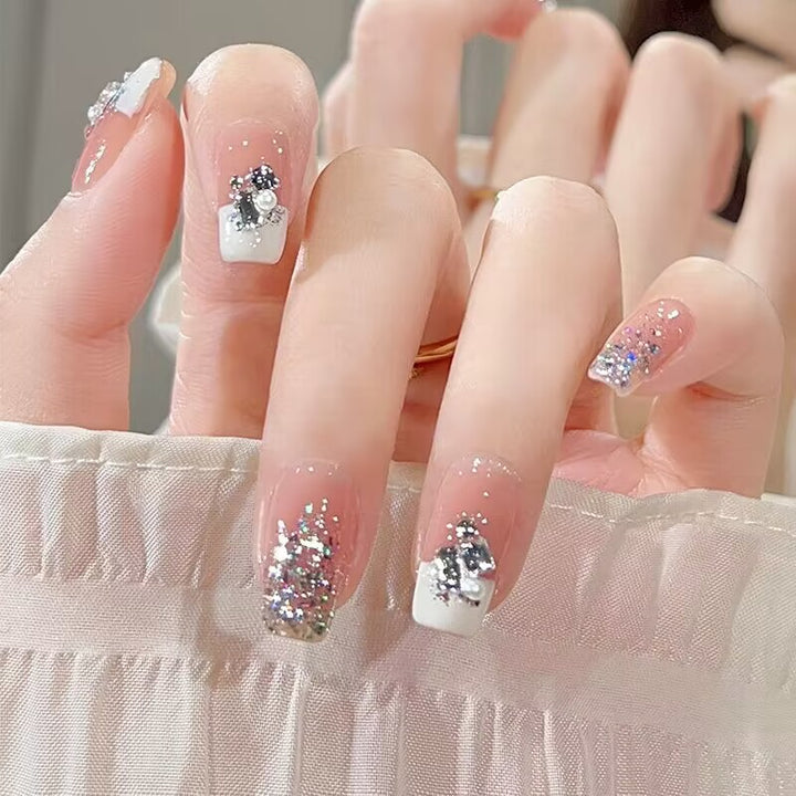 Decorative Press-On Nail Extensions with Floral Accents Kalsten