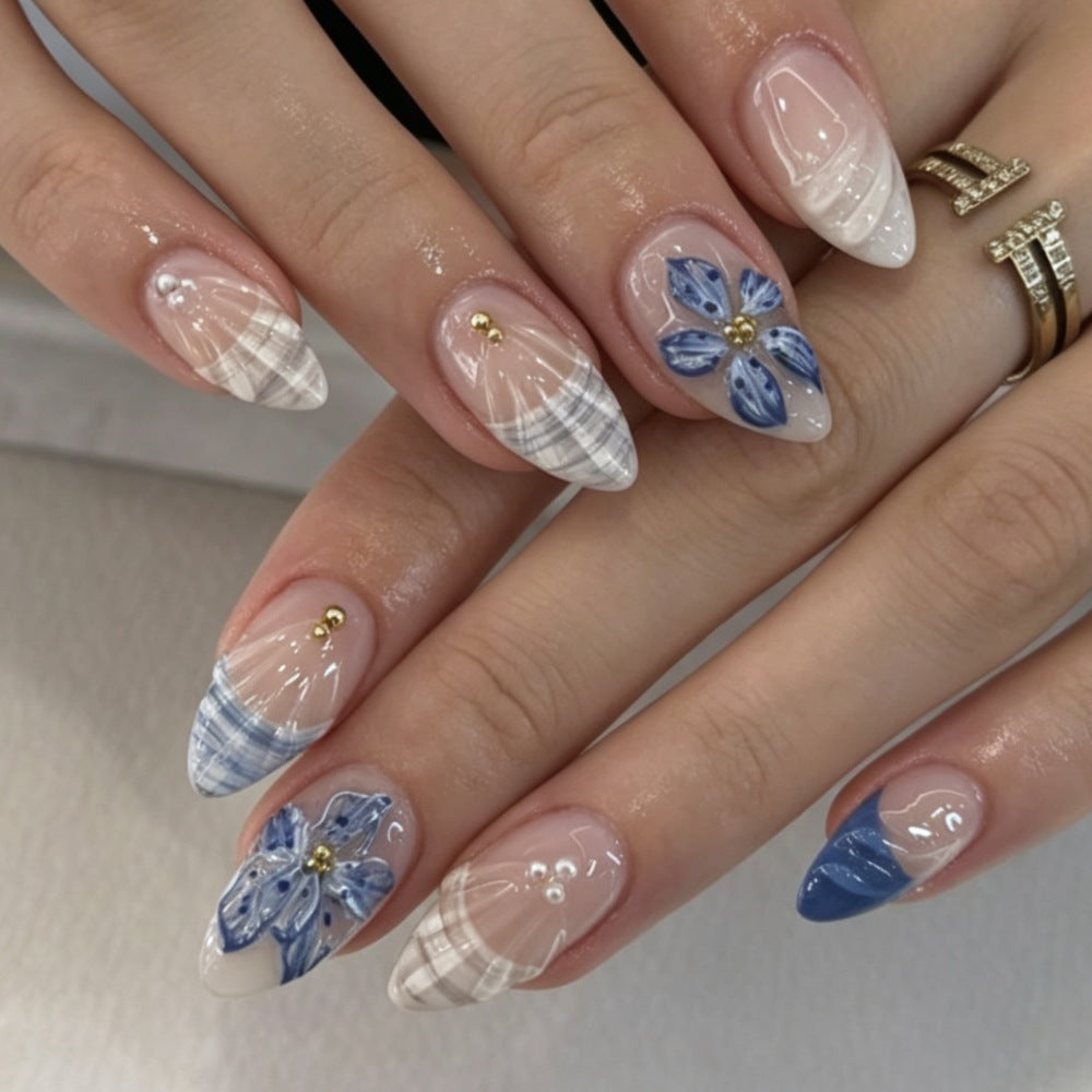 Artificial nails with floral design and elegant tips Kalsten