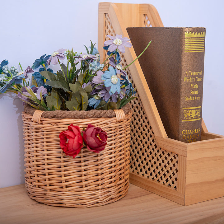Decorative Wicker Planter Kalsten