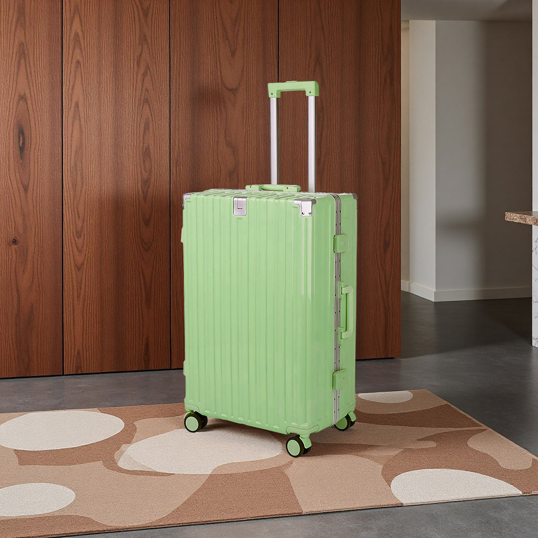 Spacious Hard-shell Luggage Kalsten