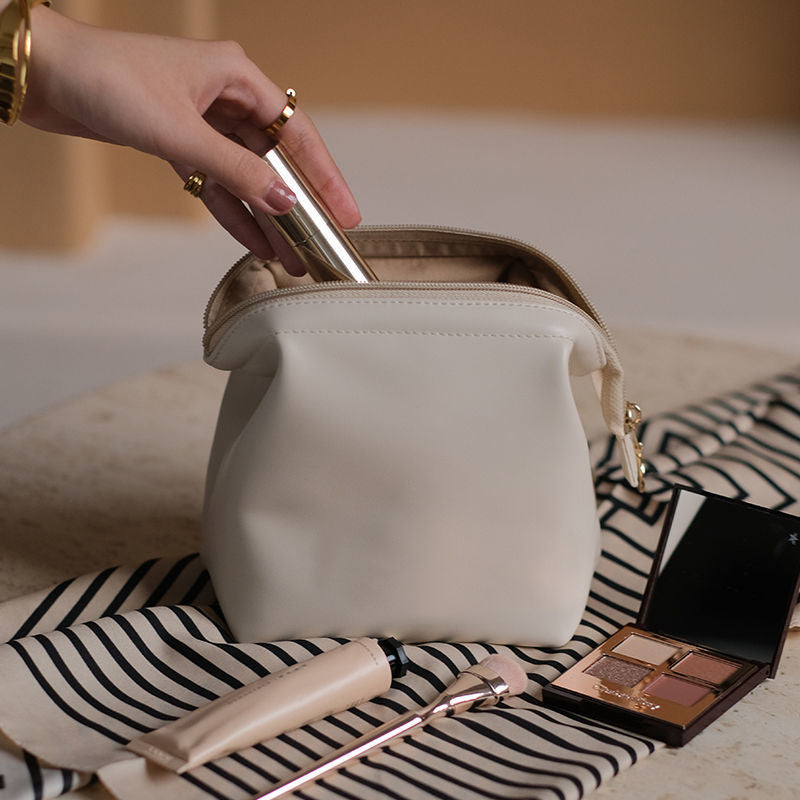 Stylish Cosmetics Storage Pouch Kalsten