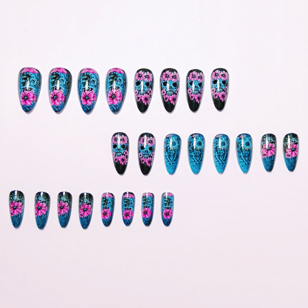 Artificial nails with Lifelike Skull Design and Floral Accents Kalsten