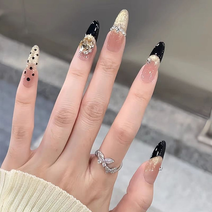 Elegantly Designed Press-On Nail Art Kalsten