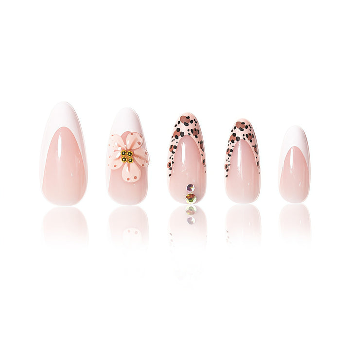 Elegant Floral Decor Press-On Nail Extensions Kalsten