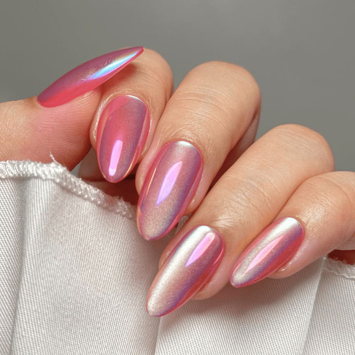 Shiny nail extensions with shimmering effects Kalsten