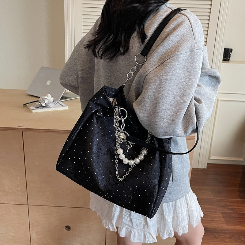 Elegant Pearl-Detail Handbag Kalsten