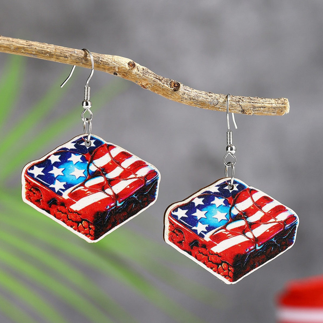 Women's handmade acrylic earrings can holder with patriotic flag motif and fish hook closure Kalsten