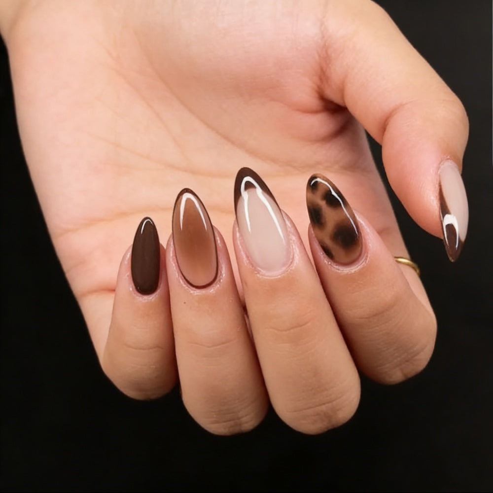 Artificial nails in elegant two-tone design Kalsten
