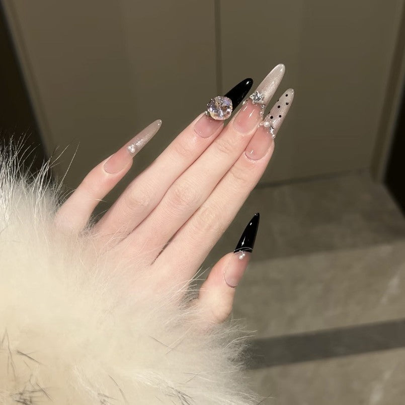 Elegant Stiletto Fake Nails with Sparkling Rhinestone Details Kalsten