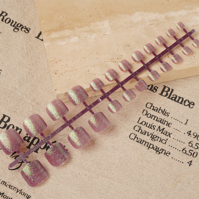 Glittery Press-On Nail Art Kalsten