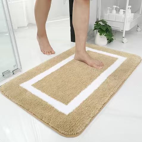 Plush Absorbent Bath Mat