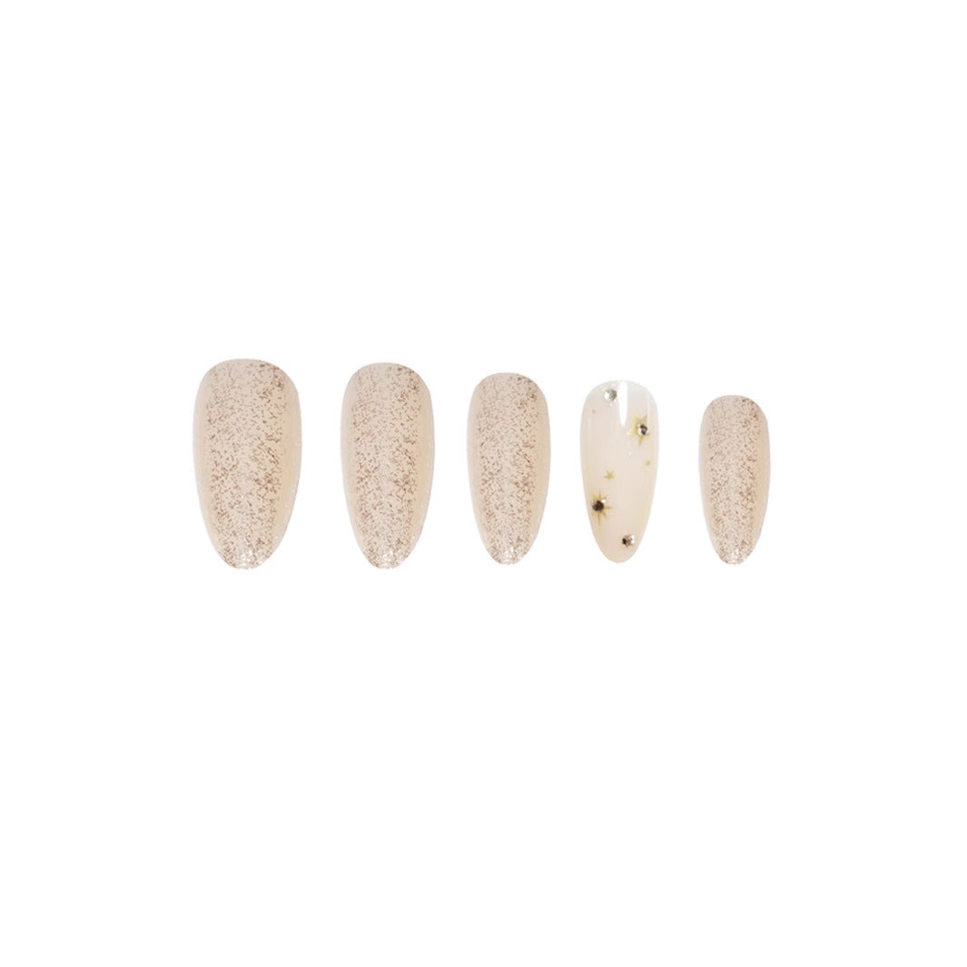 Glamorous Glittery Press-On Nail Art Kalsten
