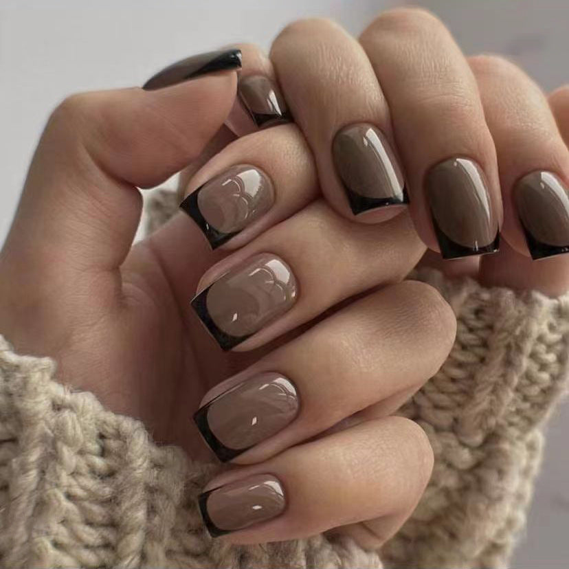 Elegant French Tip Press-On Nails Kalsten
