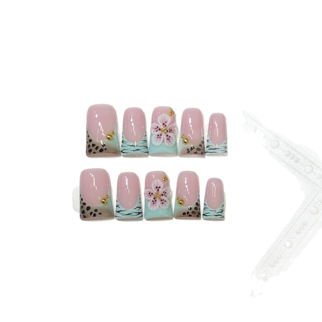 Reusable Press-On Nail Set Kalsten