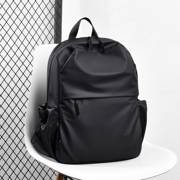 Travel-Friendly Waterproof Daypack kalsten