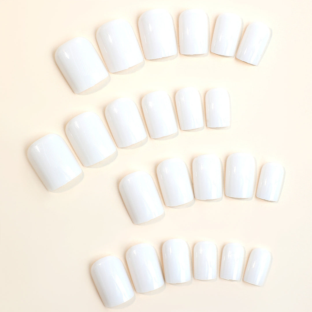 Artificial nail set with elegant, high-gloss design Kalsten