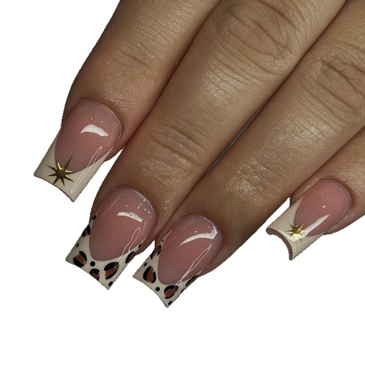 Creative nail art set with elegant leopard and glitter accents Kalsten