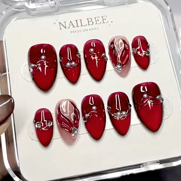 Decorative Press-On Nail Art Set with Pearl Accents Kalsten