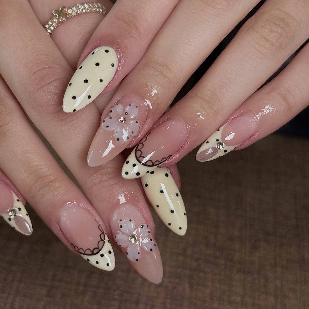 Elegant Floral Stiletto Press-On Nails