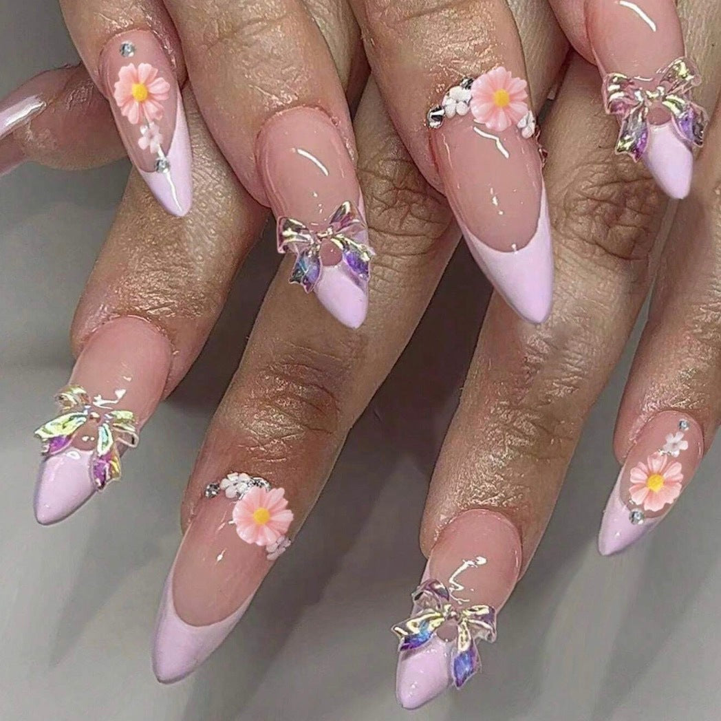 Nail art set with elegant 3D flower and glitter decorations Kalsten