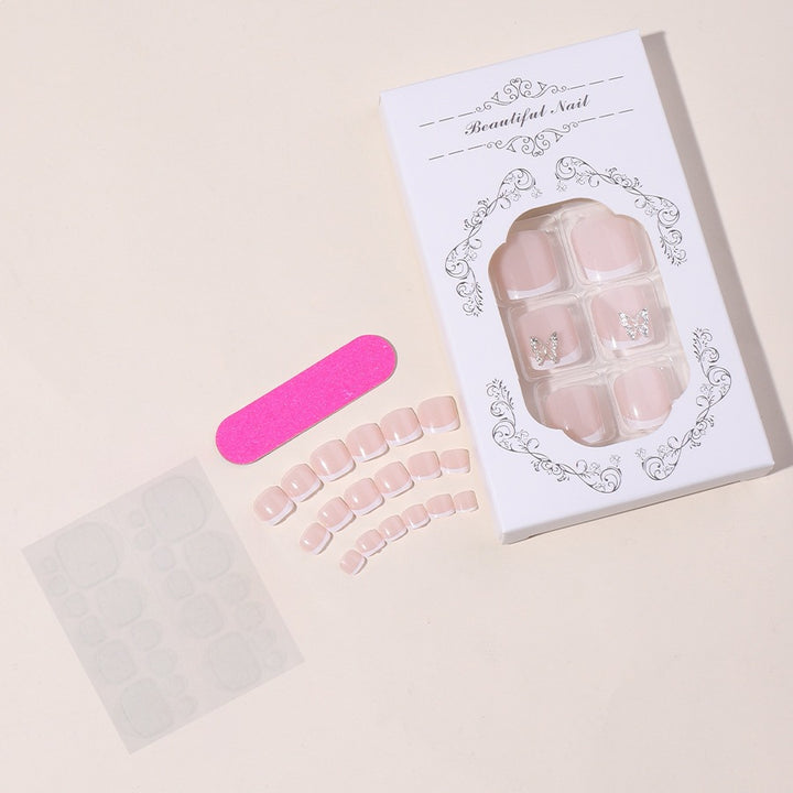 Artificial nail set with delicate decorations and glitter designs Kalsten
