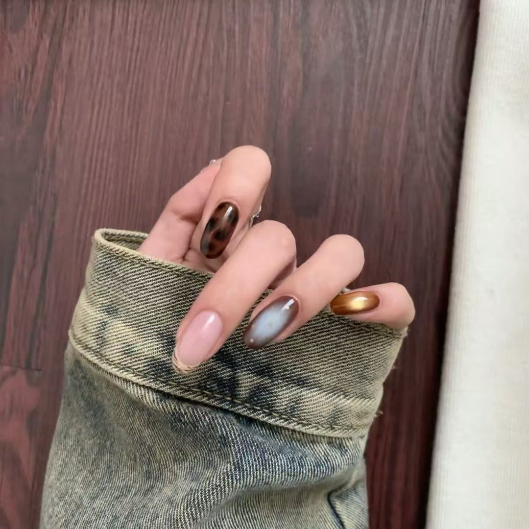 Trendy Press-On Nail Art Kalsten