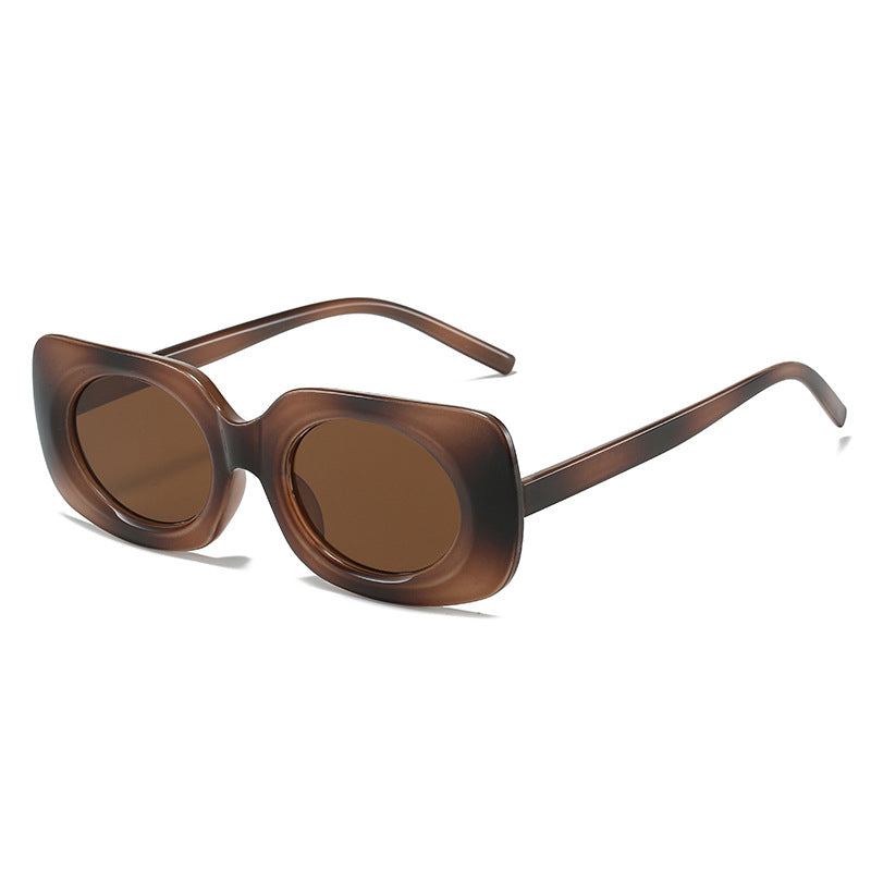 Modern Vintage-Inspired Oversized Sunglasses Kalsten